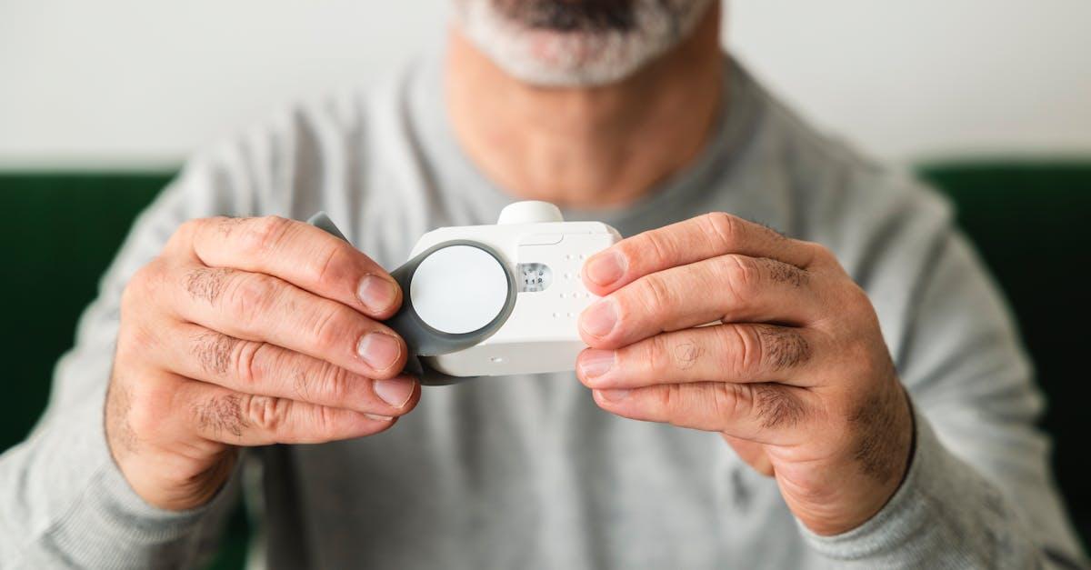 Zabezpiecz dom przed zalaniem: montaż czujnika wody z syreną – krok po kroku