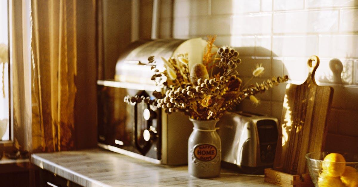 Wyspa możliwości: jak zaplanować kuchnię z blatem z Corianu, która łączy styl i funkcjonalność