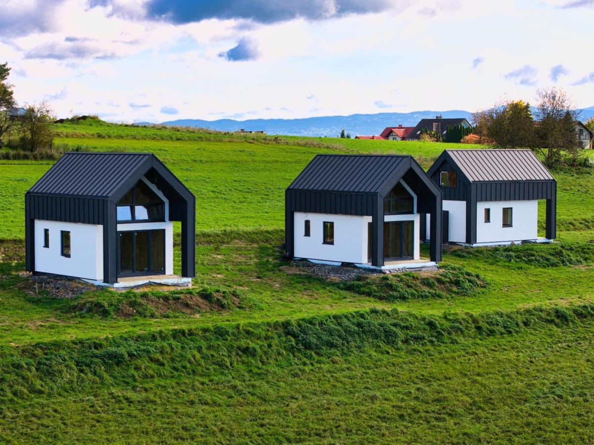 Analiza kosztów budowy 2026: Porównujemy dom kanadyjski i murowany. Gdzie realnie oszczędzasz?